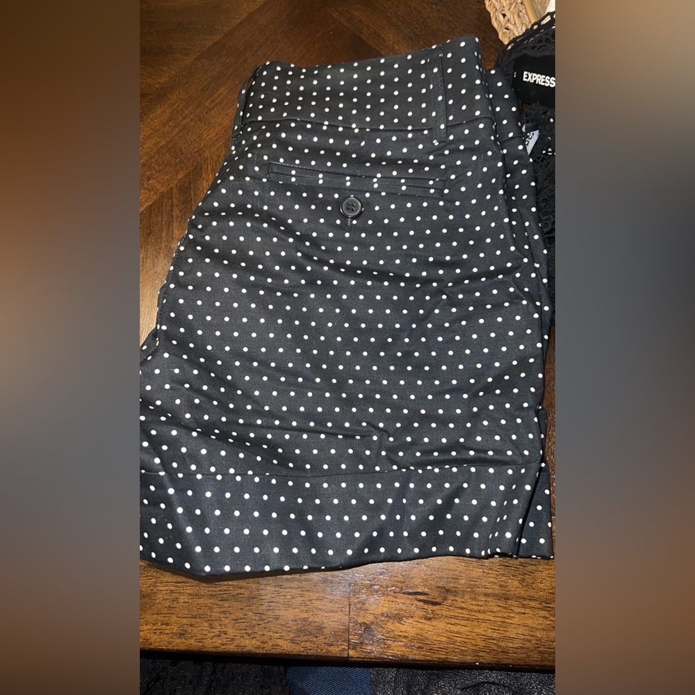 Shorts 🩳 New York & company like new conditions